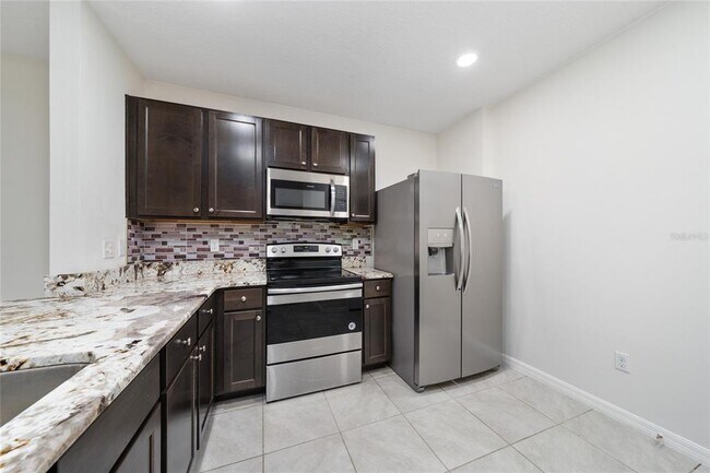 Foto del edificio - 9052 Wildflower Ln