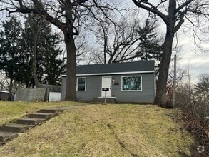 Building Photo - 601 Walker St