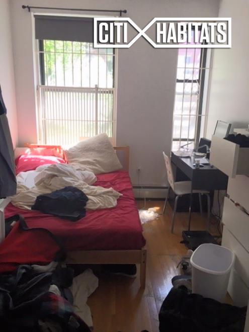 Foto del edificio - 291 E 3rd St