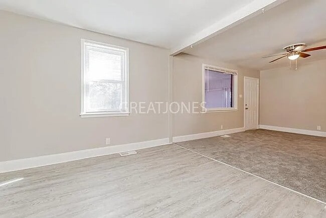 Building Photo - 1339 Hibiscus St