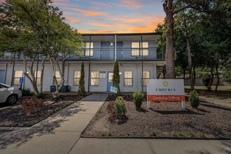 Building Photo - Emberly Apartments