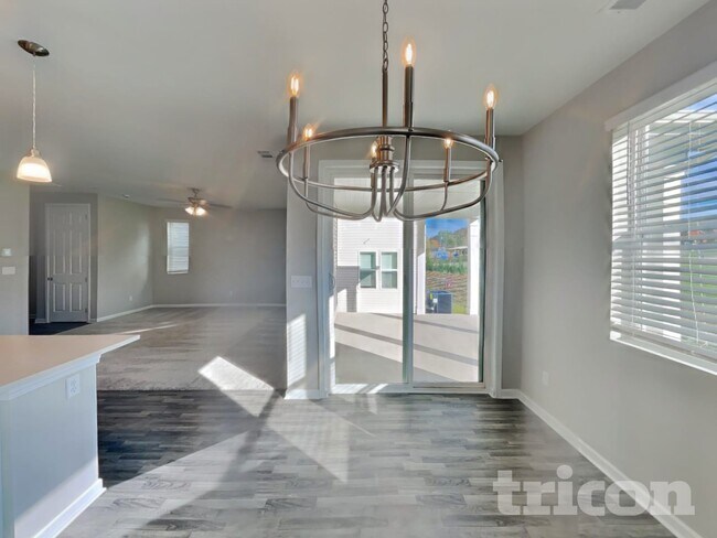 Foto del edificio - 109 Timber Crest Trl