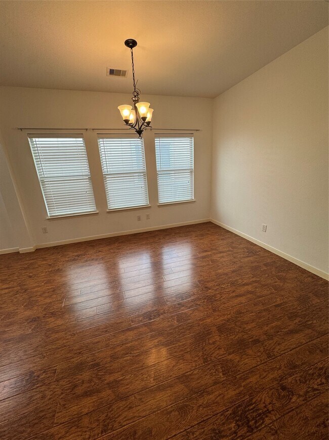 Building Photo - 20507 Providence Point Dr