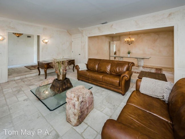 Building Photo - 7113 Pelican Island Dr