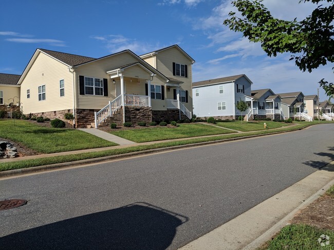 Building Photo - Stanford Place Village