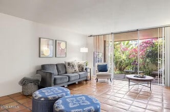 Building Photo - 7625 E Camelback Rd