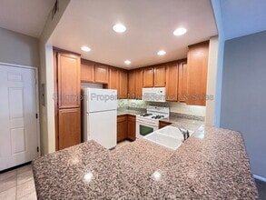 Building Photo - 1474 Rancho Rose Way