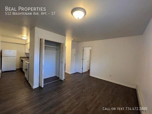 Foto del edificio - 512 Washtenaw Ave