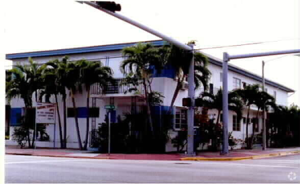 Foto del edificio - Harding Terrace Apartments