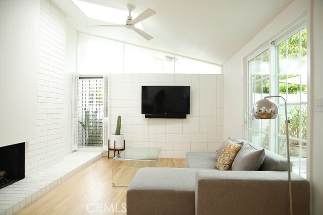 Building Photo - 405 Orion Way