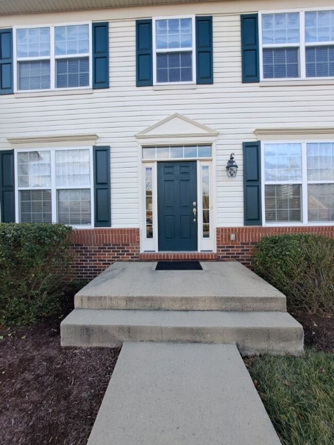 Building Photo - 17305 Madrillon Way