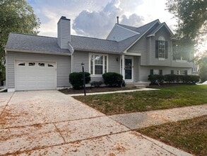 Building Photo - 846 Snow Valley Ln