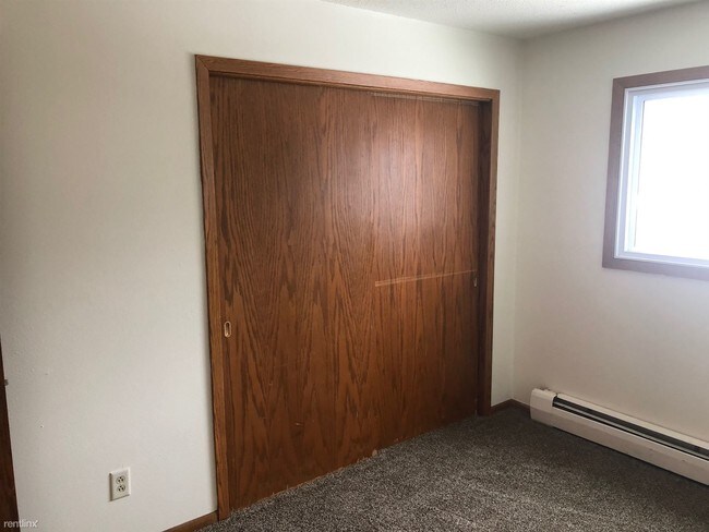 Foto del edificio - 1027 N 12th St