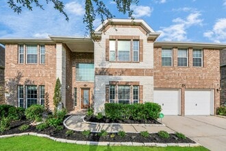 Building Photo - 14311 Lakepointe Bend Ln