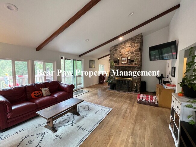 Foto del edificio - Great Home on Upper Bear!