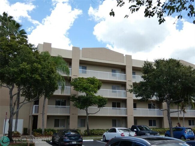 Building Photo - 9525 Weldon Cir