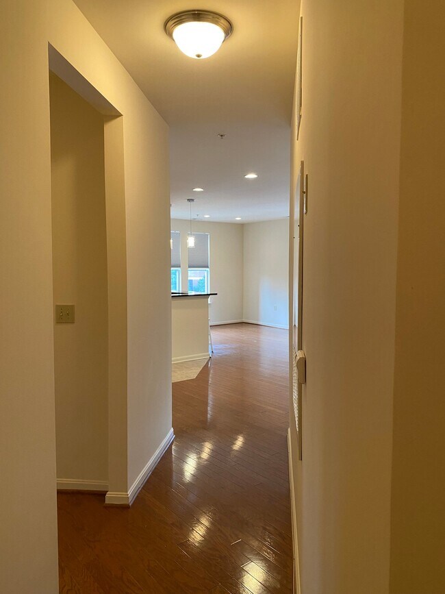 Foto del edificio - 2665 Prosperity Ave