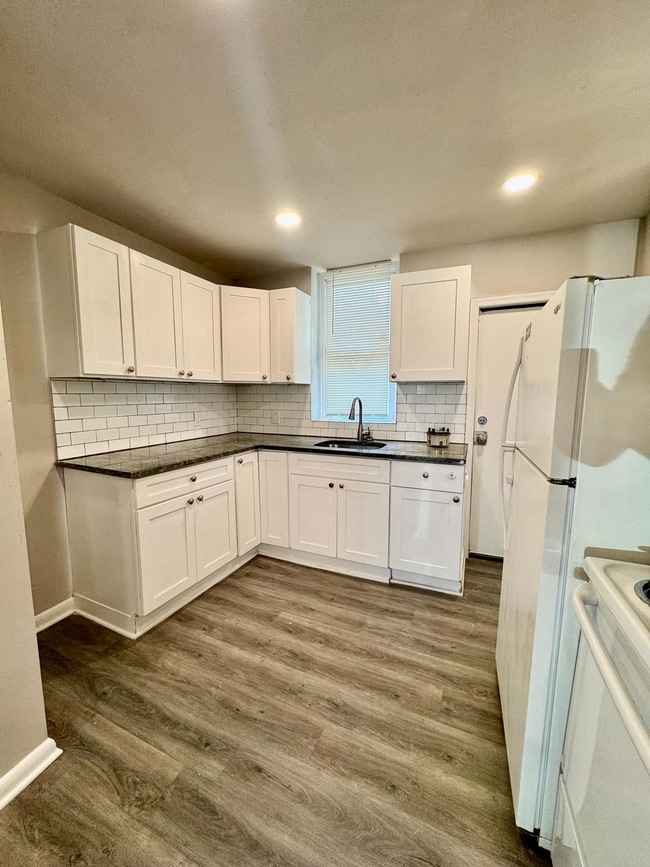 Building Photo - 4506 N Mole St