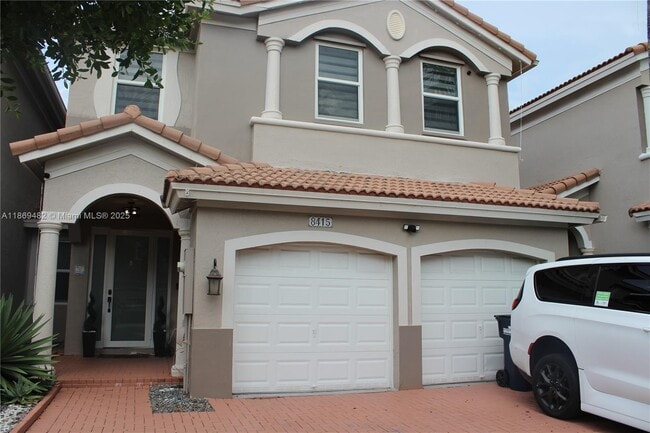 Foto del edificio - 8415 NW 108th Pl