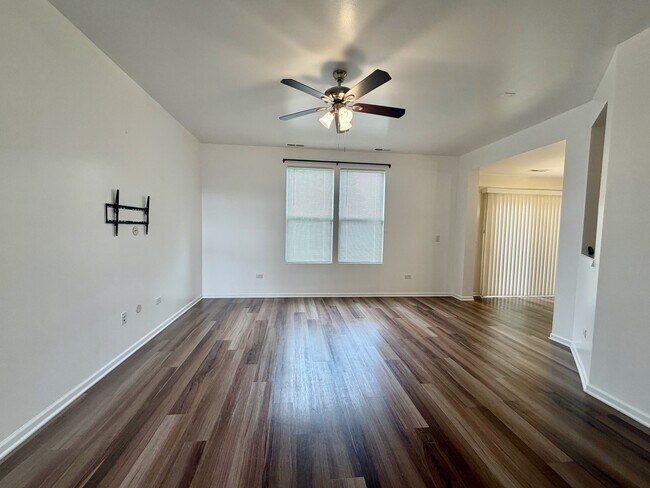 Foto del edificio - 1492 Orchid St