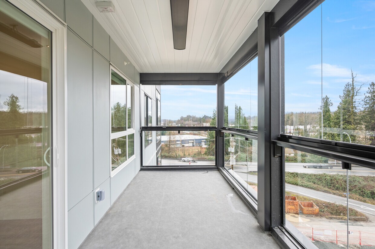 Building Photo - 34395 Gladys Ave