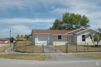 Building Photo - 25811 SW 132nd Ave