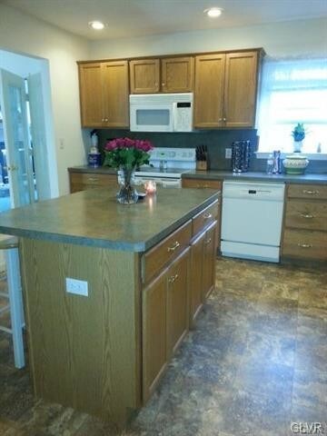 Building Photo - 3109 Delps Rd