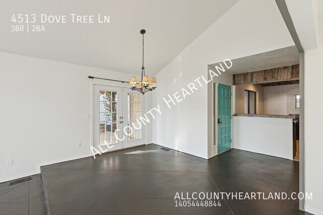 Foto del edificio - 4513 Dove Tree Ln