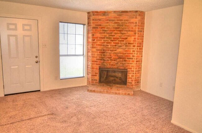 Building Photo - 9515 Olde Towne Row