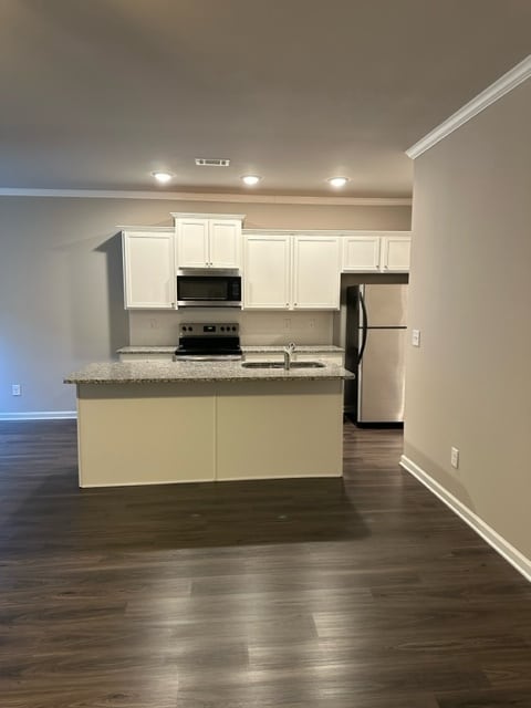 Kitchen - 3671 Acorn Dr