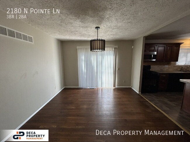 Foto del edificio - 2180 N Pointe Ln