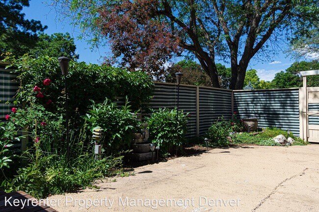 Foto del edificio - 2 br, 2 bath House - 180 S Upham Ct