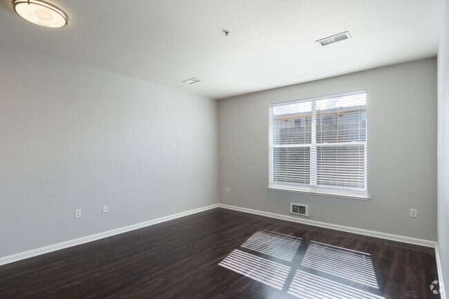 2HAB, 2BA - The Colony - The Village at Town Center