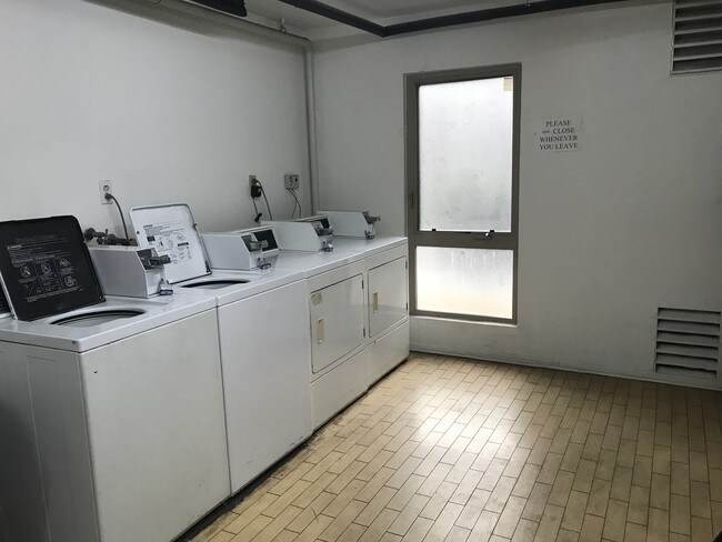 Laundry Room of bldg - Corinth Apartments