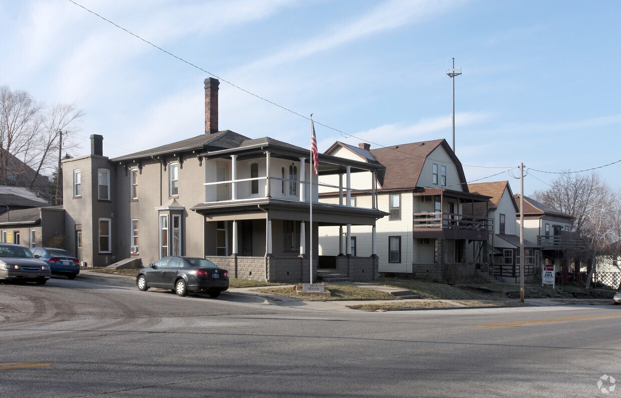 Primary Photo - 1107-1115 N 9th St