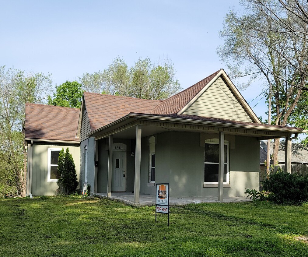 1516 S 19th St, Saint Joseph, MO 64507 House Rental in Saint Joseph