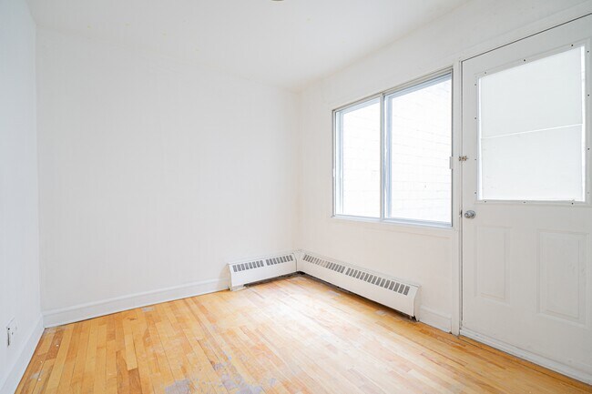 Photo du bâtiment - 6880-625e 25e Ave