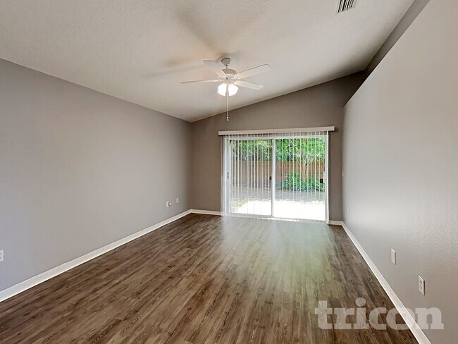 Building Photo - 3109 Camphor Dr