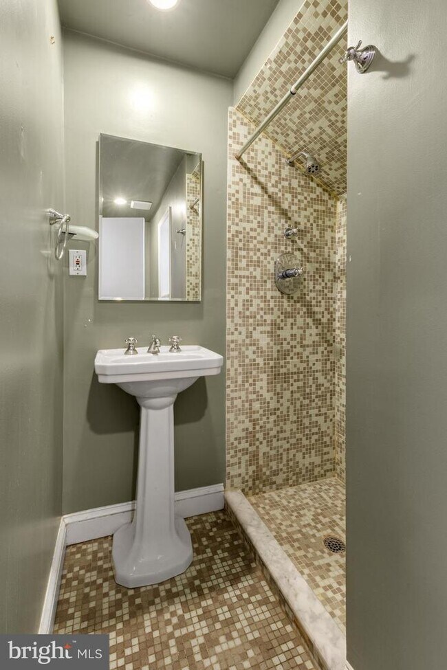 Foto del edificio - 2320 Spruce St