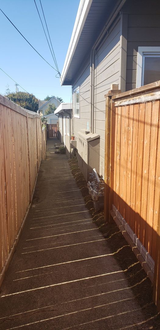 Foto del edificio - 1814 B St