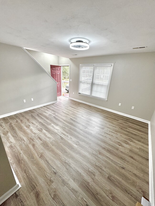 Photo - 2029 Mountain View Terrace SW House