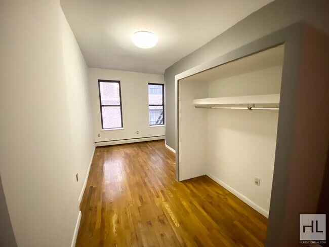 Building Photo - 8 AVENUE