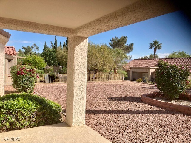Building Photo - 2520 Silverton Dr