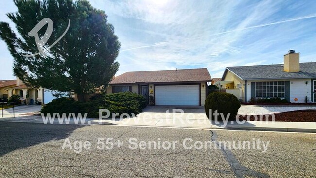 Building Photo - 15801 Cedarwood Pl