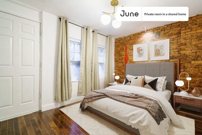 Room in Shared 5 bed/1.5 bath home - Room in Shared 5 bed/1.5 bath home