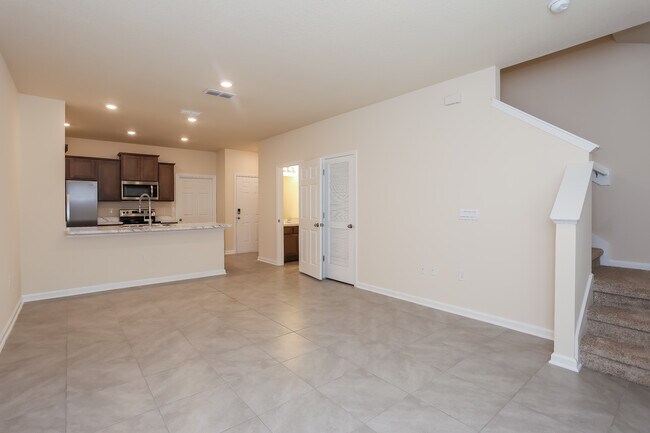 Building Photo - 86904 Mainline Rd, Yulee, FL