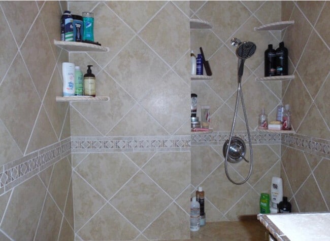 Building Photo - 4623 Treely Rd