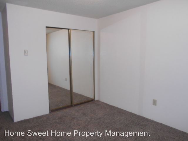 Building Photo - 1010 E Market St