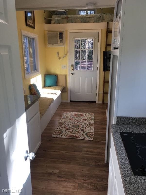 Building Photo - 2 br, 1 bath Mobile Home - 723 Spring Hill Rd