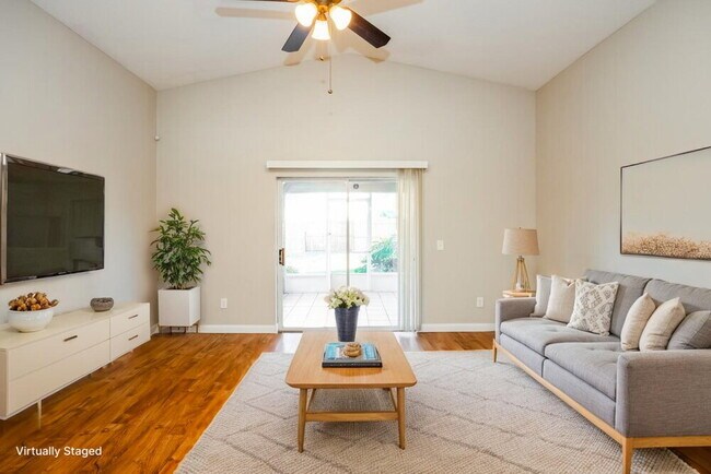 Foto del edificio - 4166 Shadow Creek Cir